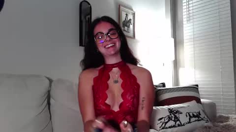willowbelle online show from October 20, 2:12 am