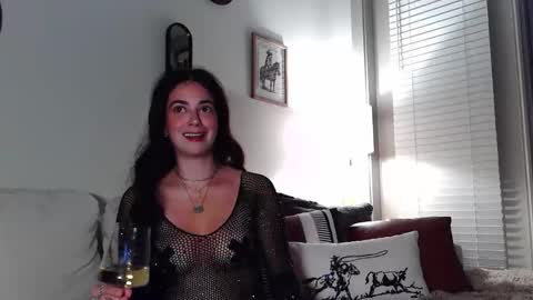 willowbelle online show from October 22, 1:39 am