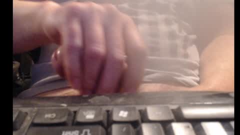 Snapshot of willowstick chatting on December 4, 5:55 pm DrainMyBalls online show from December 4, 5:55 pm