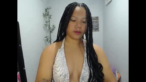 WIllow  online show from April 14, 11:16 am