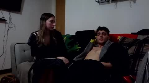 willy_est_95 online show from April 20, 11:17 pm