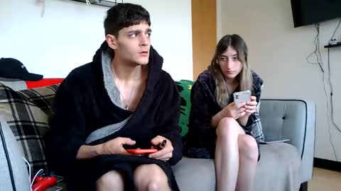 willy_est_95 online show from April 21, 11:16 am