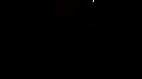 Snapshot of willyloc83 chatting on April 9, 9:15 am willyloc83 online show from April 9, 9:15 am