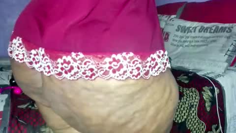 wilmaassylum online show from March 9, 7:34 am