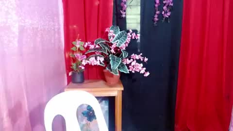 Snapshot of win_boy chatting on August 6, 5:31 am win_boy online show from August 6, 5:31 am