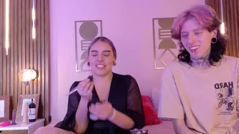 Snapshot of winchester_hanna chatting on March 2, 9:10 pm Winchester Hanna online show from March 2, 9:10 pm