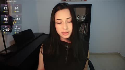 Sara online show from October 2, 5:20 pm