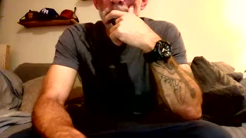 Snapshot of wingnutt765733 chatting on February 19, 7:37 am wingnutt765733 online show from February 19, 7:37 am