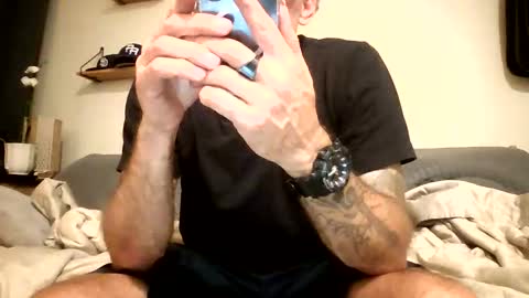 Snapshot of wingnutt765733 chatting on March 3, 5:02 am wingnutt765733 online show from March 3, 5:02 am