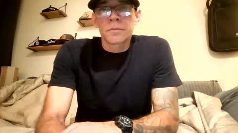 Snapshot of wingnutt765733 chatting on March 7, 6:21 am wingnutt765733 online show from March 7, 6:21 am