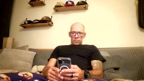 Snapshot of wingnutt765733 chatting on March 10, 3:33 am wingnutt765733 online show from March 10, 3:33 am