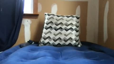 winky_right online show from January 5, 5:27 pm