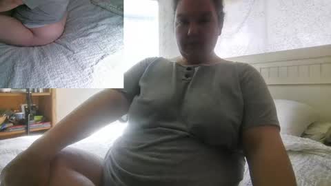 Winnie online show from April 19, 4:28 pm