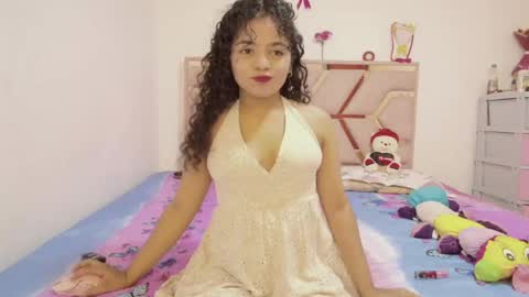 Snapshot of winnifer_gonzalez chatting on May 26, 3:46 am Winnifer Gonzalez online show from May 26, 3:46 am