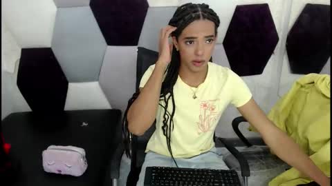 WinnyBarness online show from December 2, 2:06 am