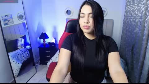 Snapshot of winter_night32 chatting on February 27, 12:27 pm Liu online show from February 27, 12:27 pm