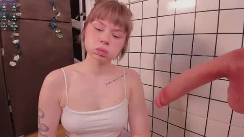 Sophie weight 50kg height 160 online show from April 16, 8:59 am