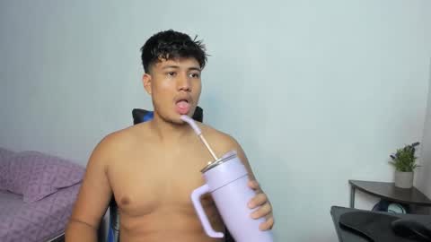 Alice and Mike  online show from November 19, 8:42 pm