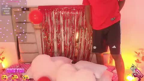 Snapshot of wishmakers_ chatting on February 11, 12:21 pm wishmakers_ online show from February 11, 12:21 pm