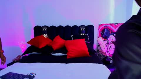 Snapshot of wishmakers_ chatting on February 28, 1:23 pm wishmakers_ online show from February 28, 1:23 pm