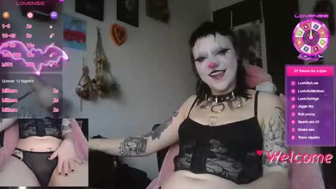 Snapshot of wispytheclown chatting on November 13, 9:14 pm Wispy online show from November 13, 9:14 pm