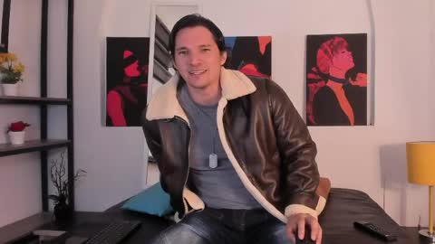 Wiston online show from April 28, 1:27 pm