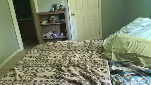 witchbitchmommy online show from May 1, 3:27 pm