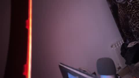 Snapshot of witchshadows chatting on January 16, 10:02 pm witchshadows online show from January 16, 10:02 pm