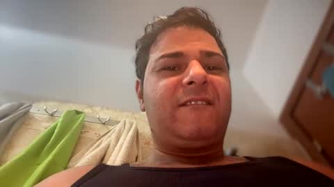 Snapshot of witebull83 chatting on December 7, 10:45 am Witebull online show from December 7, 10:45 am