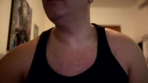 Snapshot of witebull83 chatting on February 10, 7:47 am Witebull online show from February 10, 7:47 am