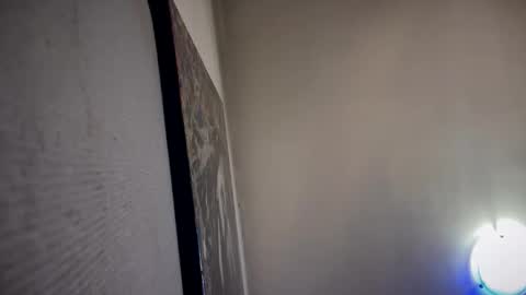 Snapshot of witebull83 chatting on February 17, 1:40 pm Witebull online show from February 17, 1:40 pm