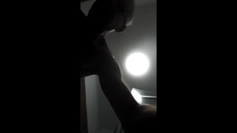 Snapshot of wittzel chatting on March 4, 8:09 am wittzel online show from March 4, 8:09 am