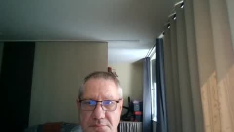 wixer1970 online show from August 5, 12:08 pm