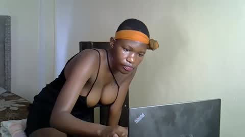 girlie o online show from December 28, 9:20 am