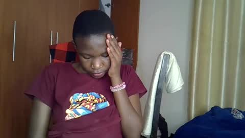 girlie o online show from February 7, 4:24 pm