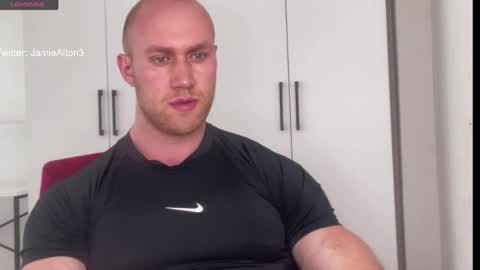 Snapshot of wlademarbergs chatting on April 18, 7:34 am Wlademar online show from April 18, 7:34 am