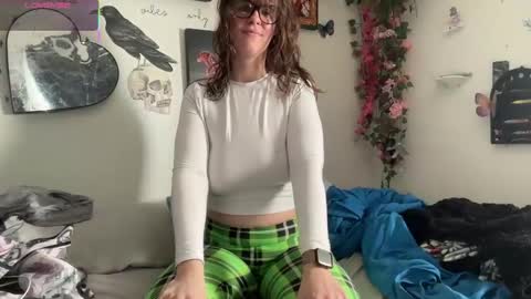 Moth online show from March 24, 2:44 pm