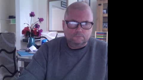 Snapshot of wobble444 chatting on October 14, 11:22 am wobble444 online show from October 14, 11:22 am