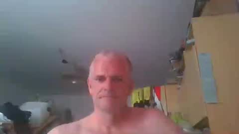 wohnung_at online show from June 25, 5:39 pm