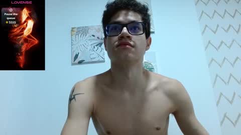  W O L F  online show from November 11, 10:59 am