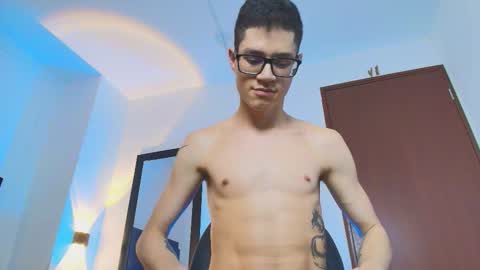  W O L F  online show from January 31, 7:11 pm