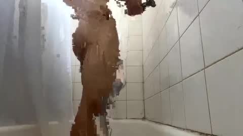 Snapshot of wolfgamer44 chatting on January 25, 6:35 pm wolfgamer44 online show from January 25, 6:35 pm