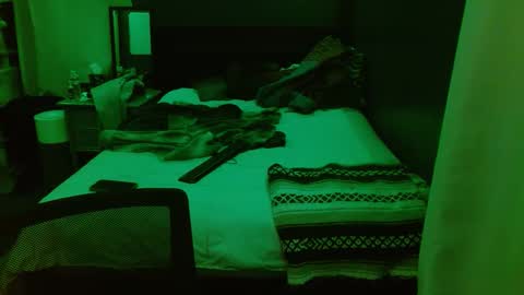 Snapshot of wolfgamer44 chatting on February 19, 8:44 am wolfgamer44 online show from February 19, 8:44 am