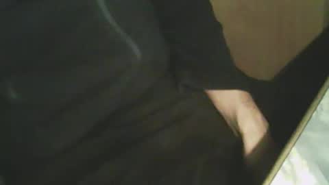 Snapshot of wolfie_2910 chatting on March 22, 9:23 am wolfie_2910 online show from March 22, 9:23 am