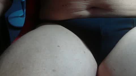 wolfoerl online show from December 5, 11:30 am