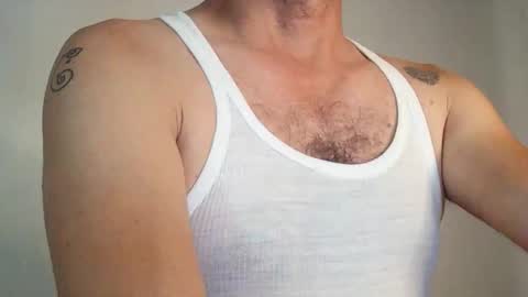 Luis online show from October 31, 10:55 pm