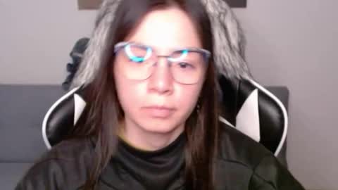 Alex online show from November 18, 1:11 am