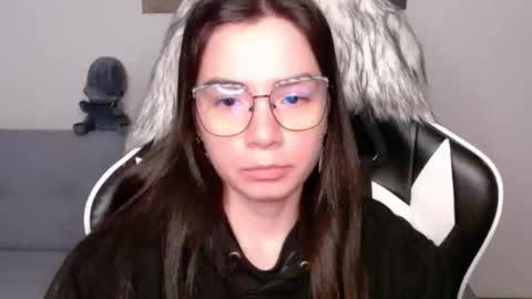 Alex online show from November 23, 2:11 am