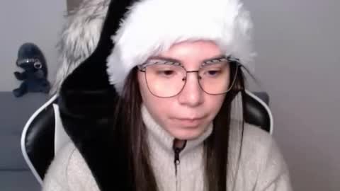 Alex online show from December 15, 2:05 am