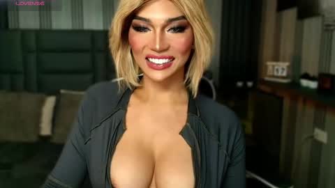 Julia online show from December 21, 9:16 am